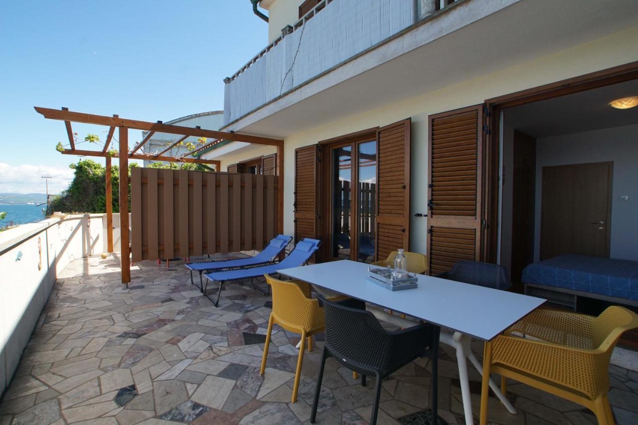 Apartmaji Pri Bosi Nogi Izola Exteriér fotografie